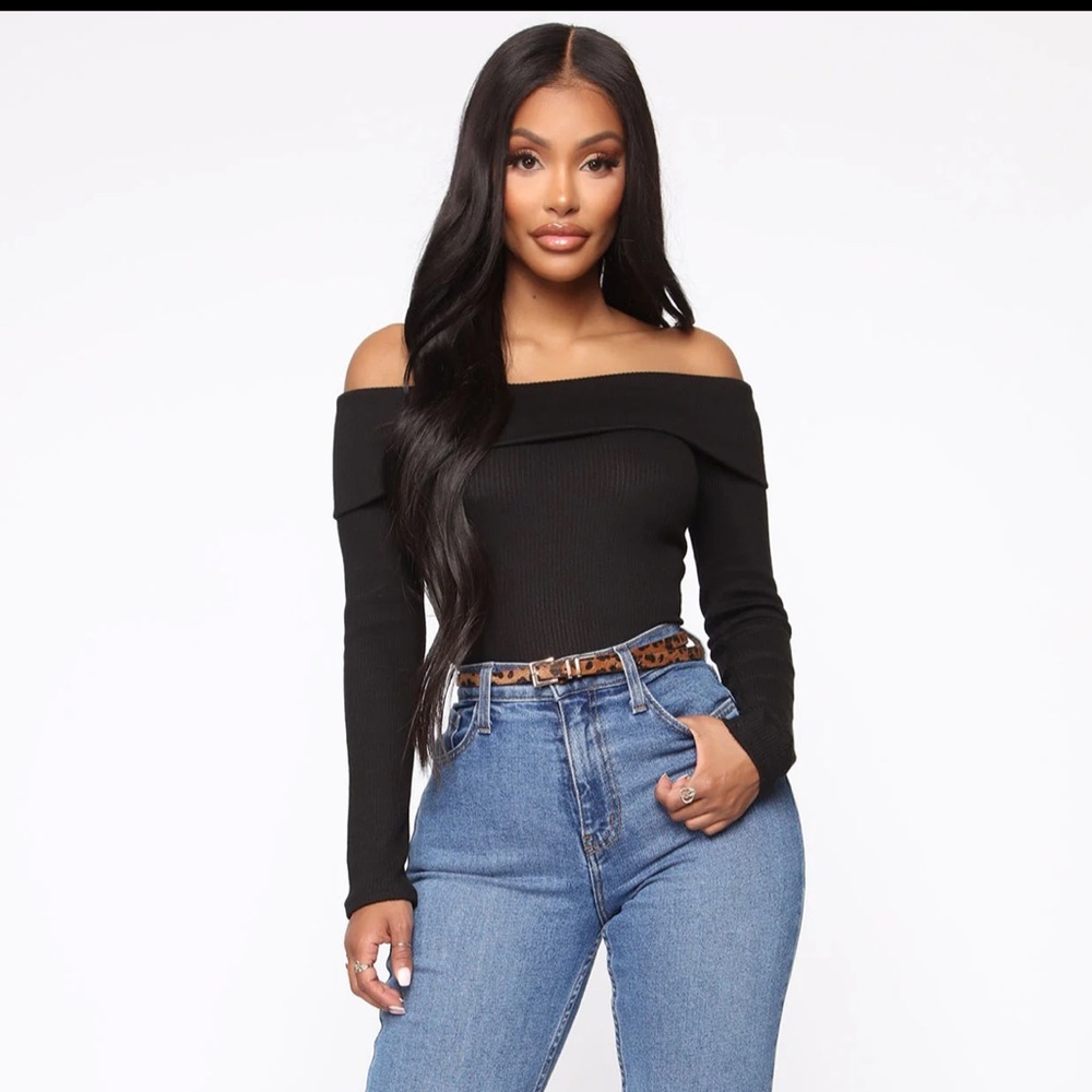Fashion Nova - Black Bodysuit SZ Small